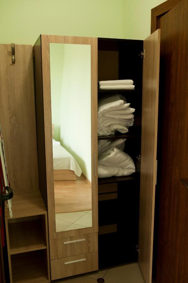 Alfa Guest Rooms With Parking Varna Luaran gambar