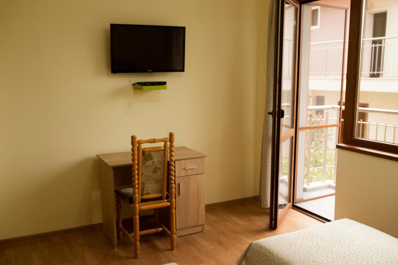 Alfa Guest Rooms With Parking Varna Luaran gambar