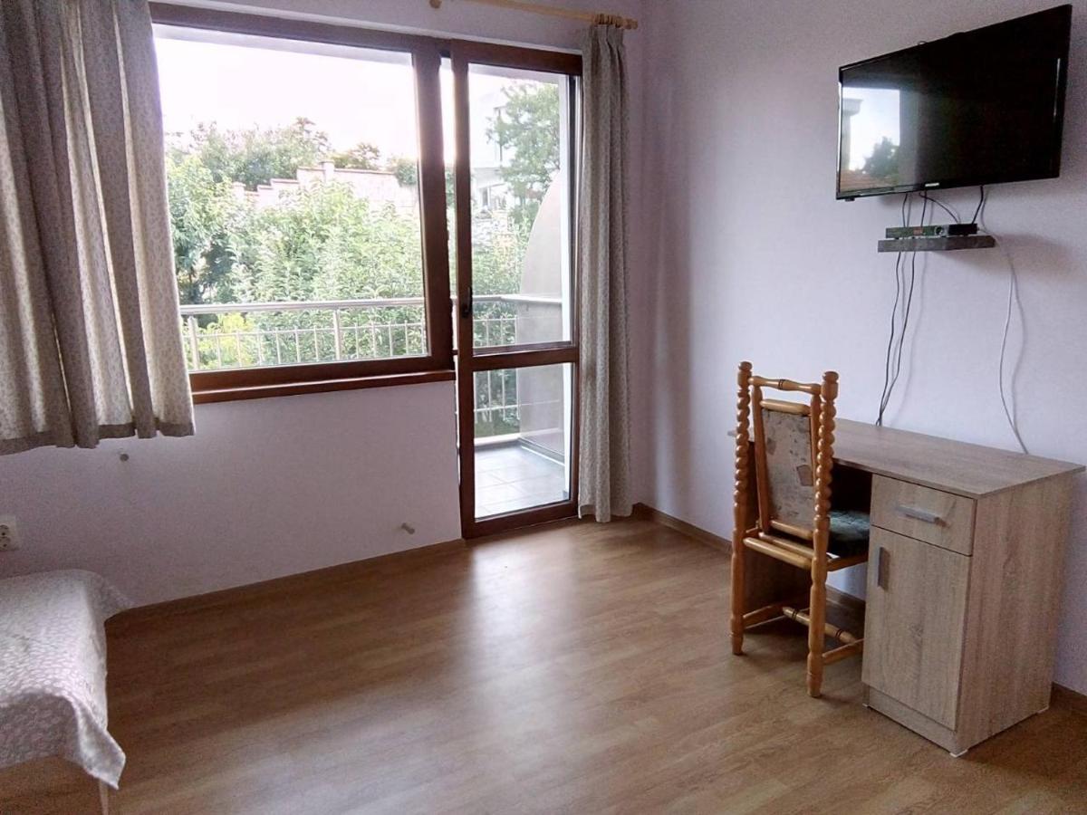 Alfa Guest Rooms With Parking Varna Luaran gambar