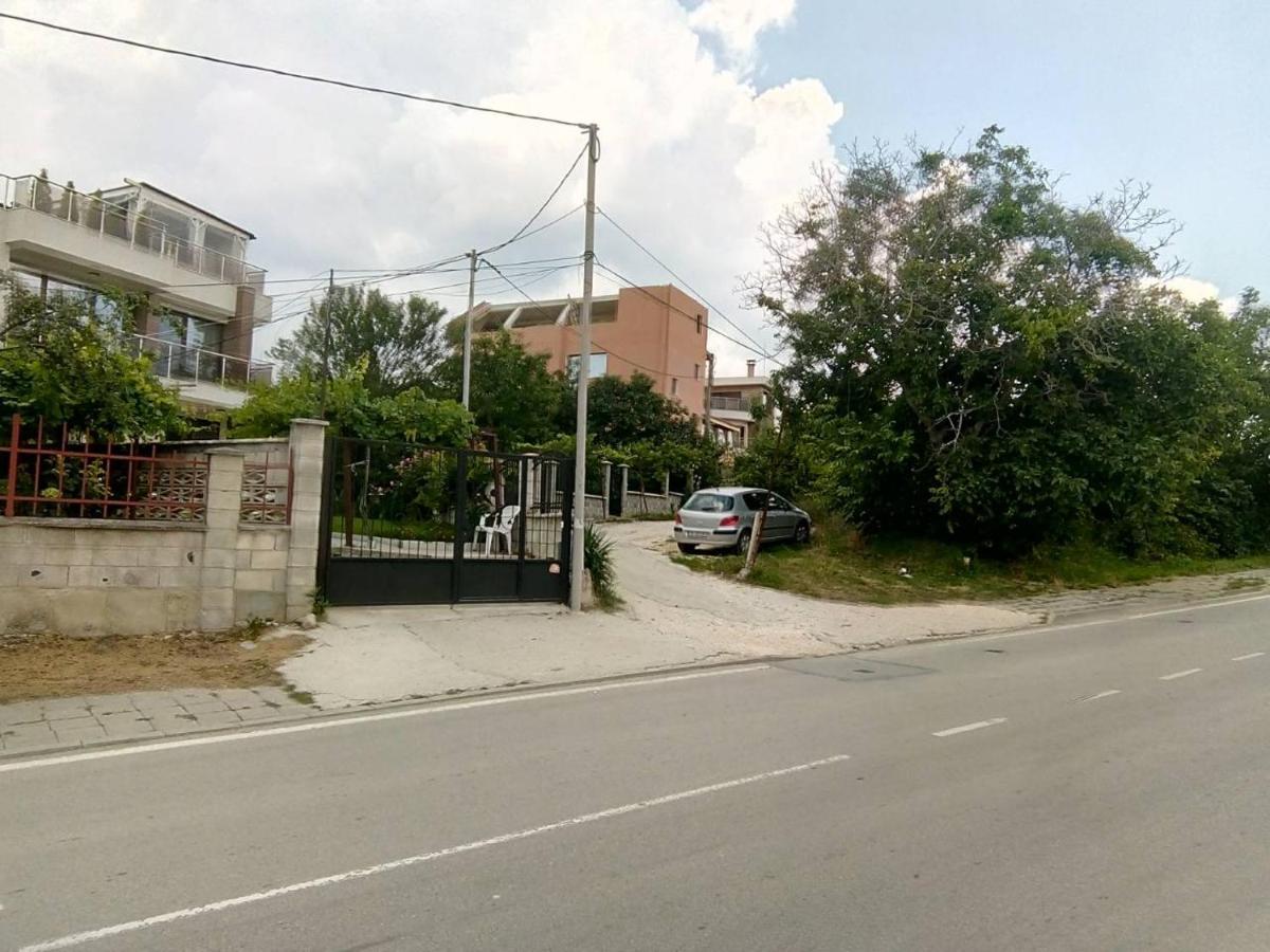 Alfa Guest Rooms With Parking Varna Luaran gambar