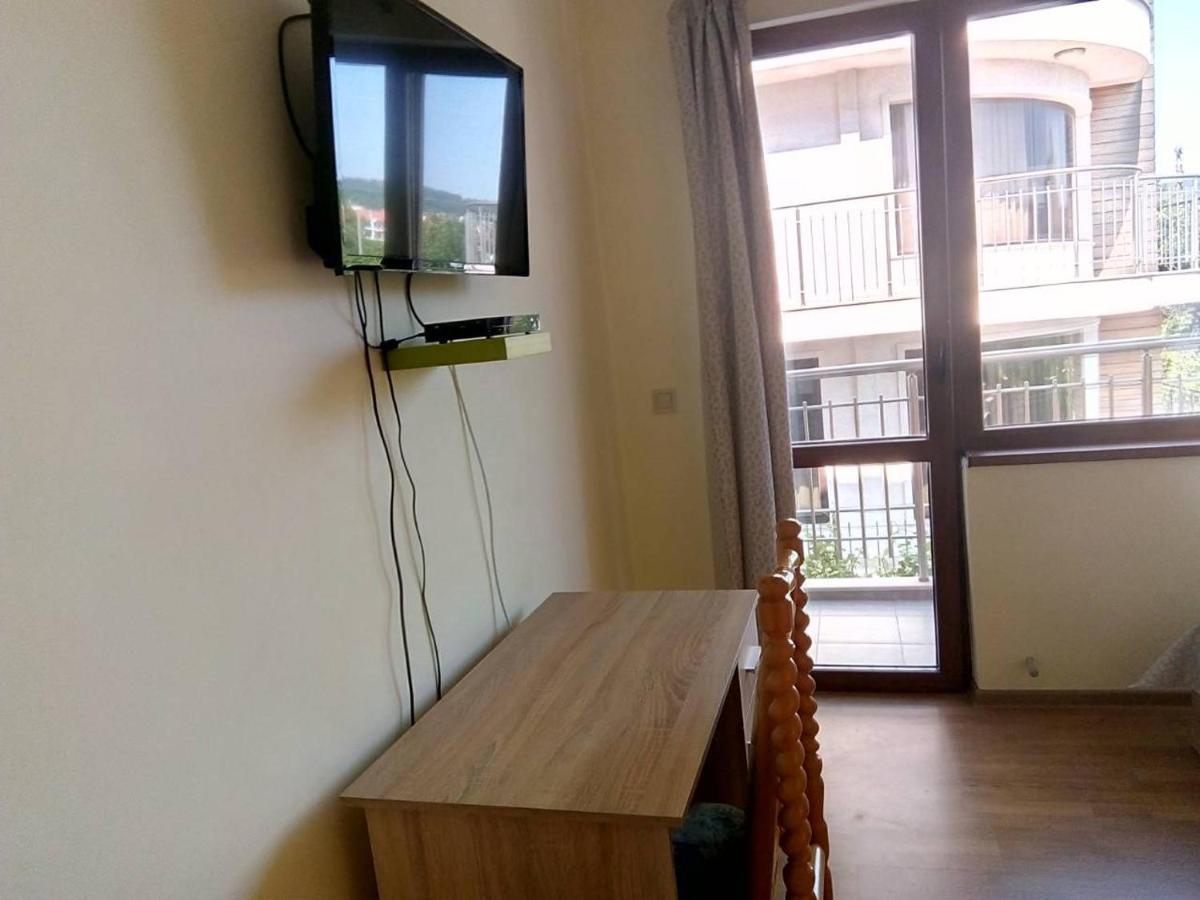 Alfa Guest Rooms With Parking Varna Luaran gambar