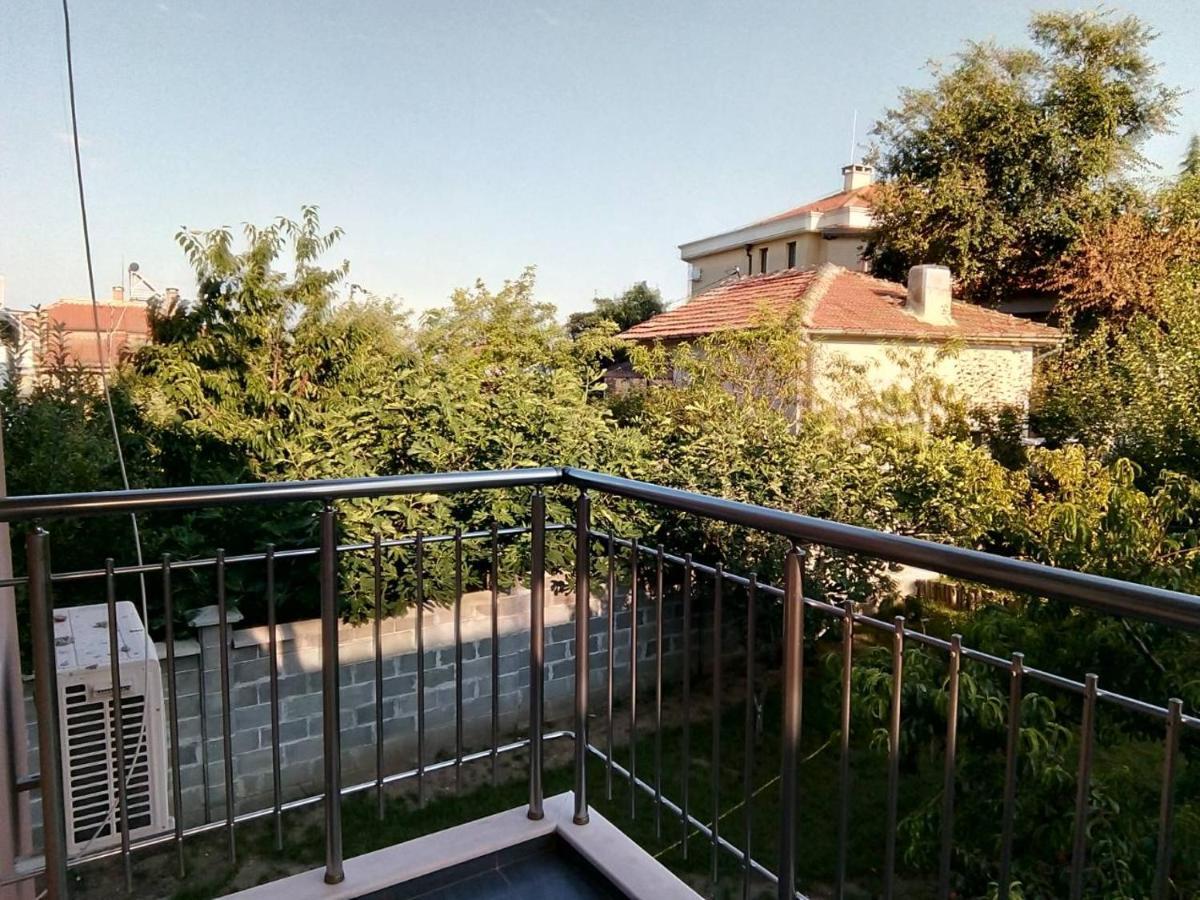 Alfa Guest Rooms With Parking Varna Luaran gambar