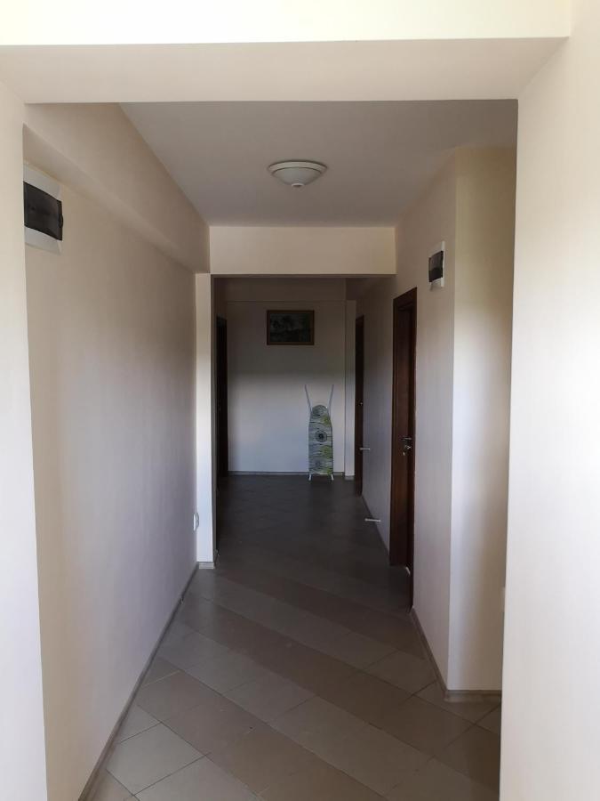 Alfa Guest Rooms With Parking Varna Luaran gambar