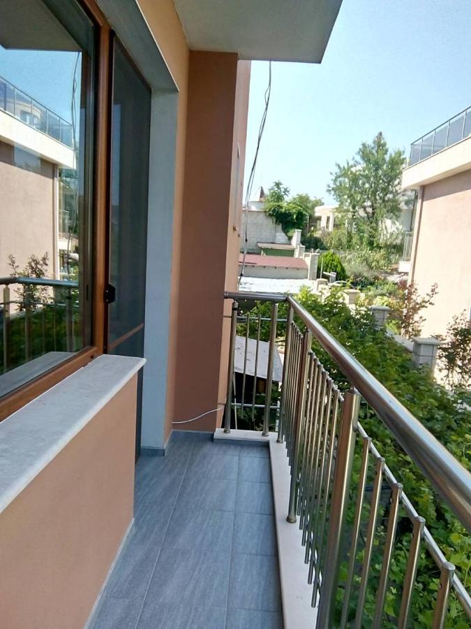 Alfa Guest Rooms With Parking Varna Luaran gambar
