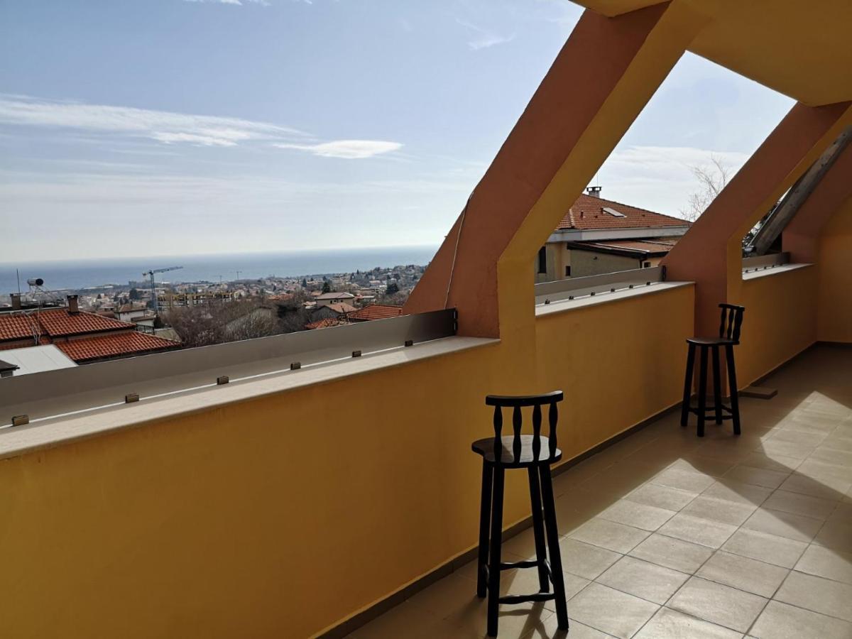 Alfa Guest Rooms With Parking Varna Luaran gambar